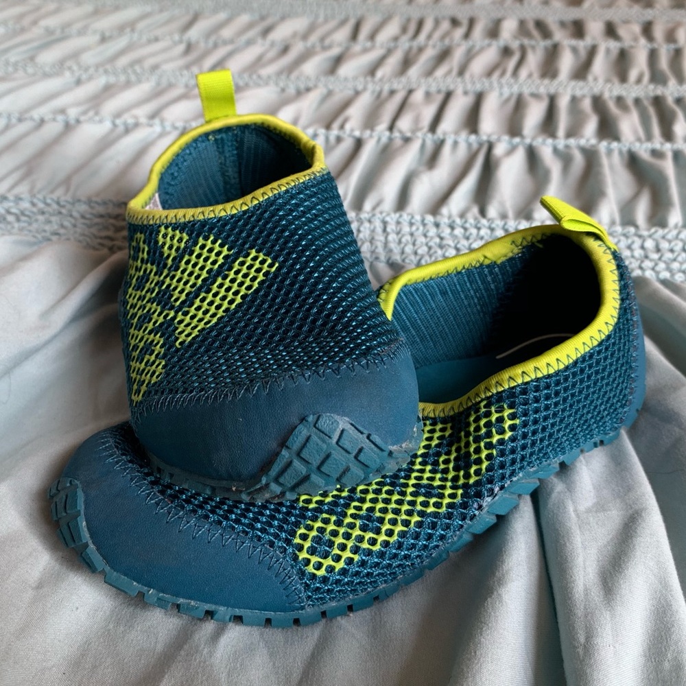 Adidas kids water shoes